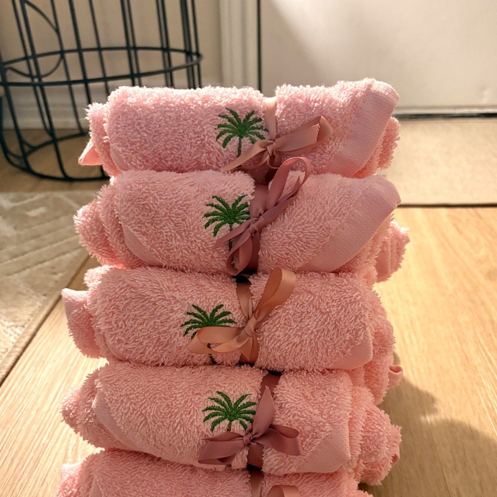 Poolside Party Favors